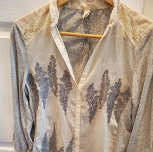 Unique detailed shirt from anthropologie